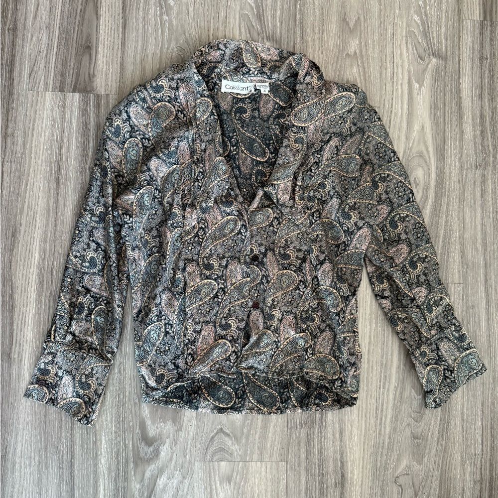 Cassant vintage 100% Silk Paisley Blouse with shoulder pads  (Size 4)